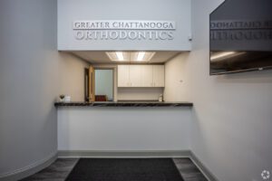 A view of the front desk area at greater chattanooga orthodontics.